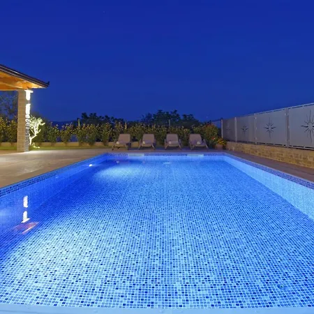 Sonce Villa *